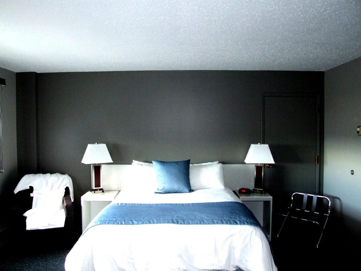 Cold Lake Lakeland Inn Hotel חדר תמונה