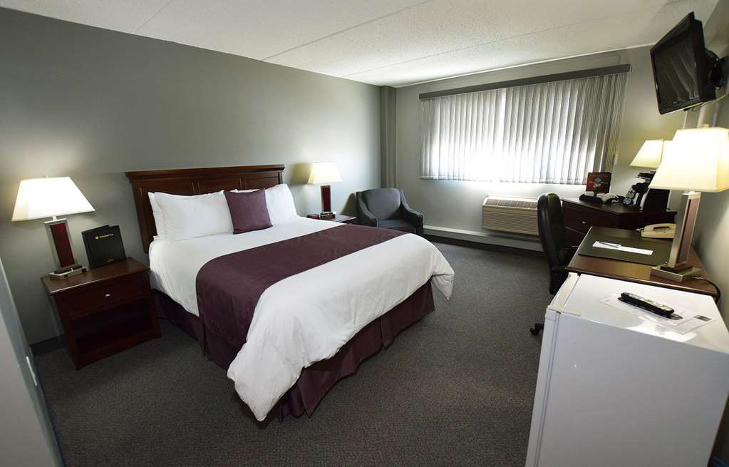 Cold Lake Lakeland Inn Hotel חדר תמונה