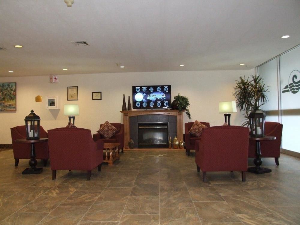 Cold Lake Lakeland Inn Hotel מראה חיצוני תמונה